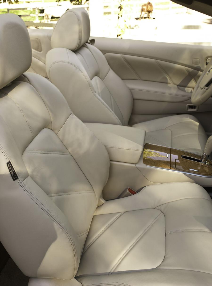  Nissan Murano CrossCabriolet 2011 года  (фото 25 из 131)